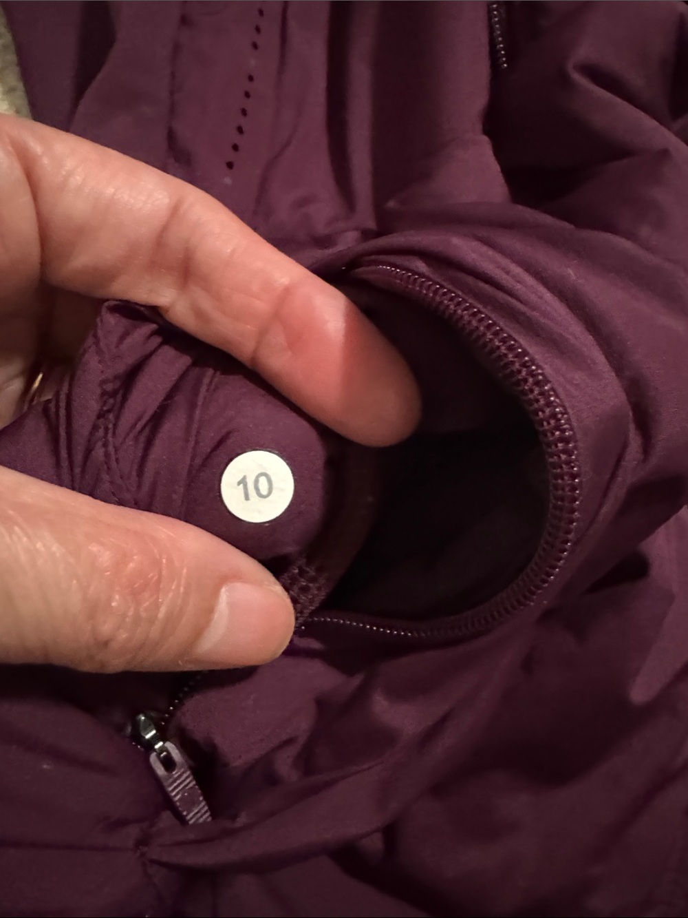 Lululemon Run For Cold Pullover Plum 1/2 Zip Thumbholes Reflective Running-10 - Picture 11 of 12